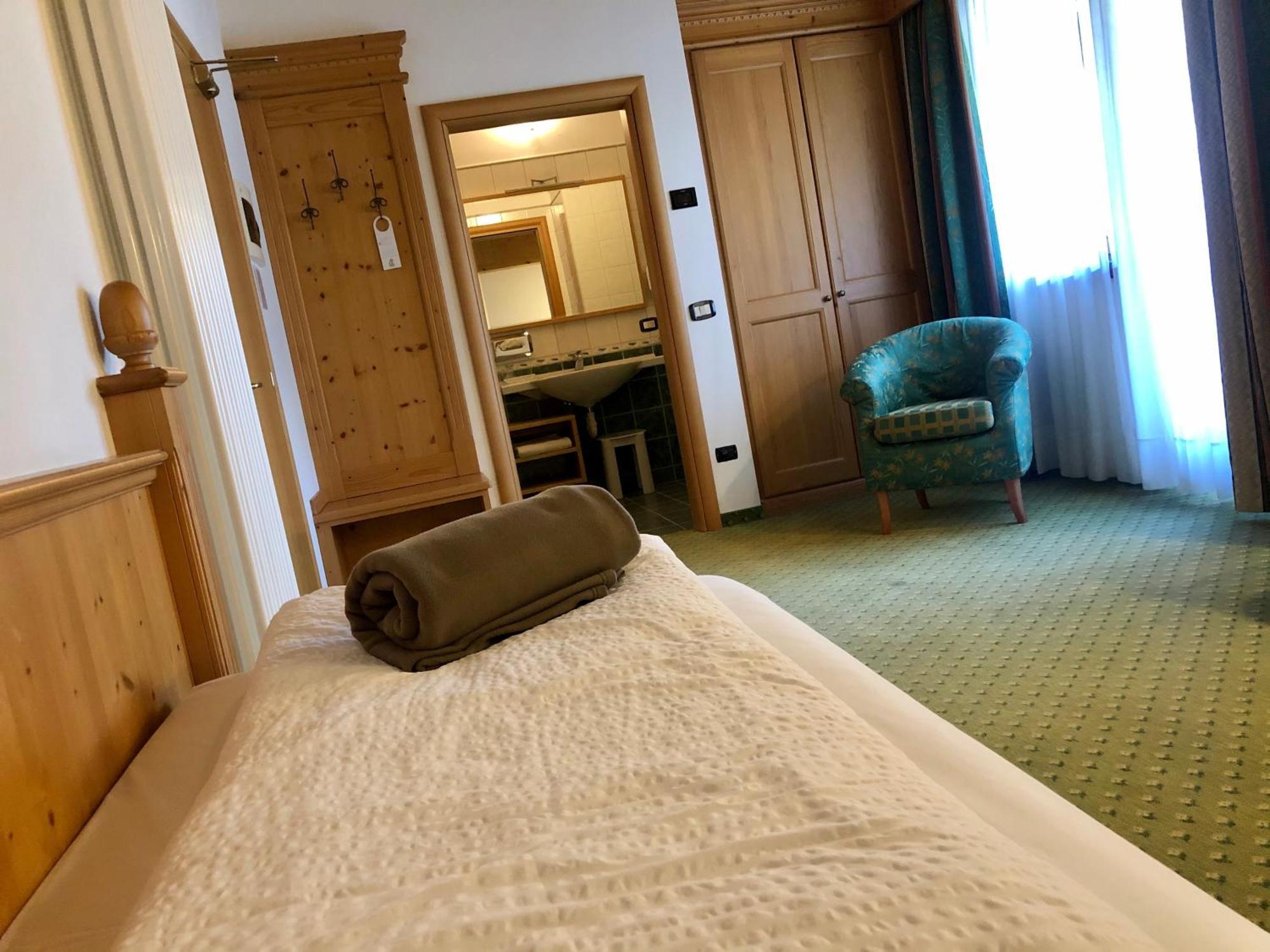 Domina Parco Dello Stelvio Hotell Cogolo Rom bilde